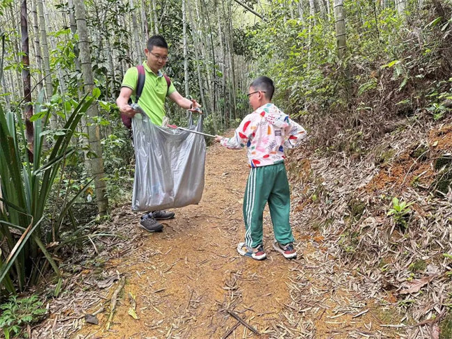 生命和綠色擁抱，人類與生態(tài)共存——2023年廣東博皓公益活動(dòng)   -2